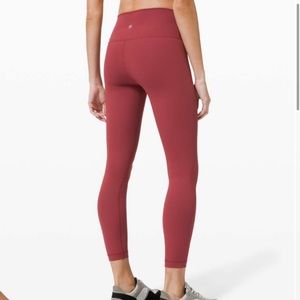 LIKE NEW LLM CHIANTI WUNDER UNDER LUON, around 29 inch inseam. SOLD OUT